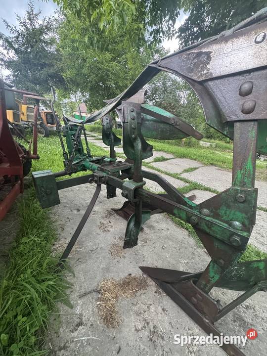 Plug obrotowy dwuskibowy Pługi Bochnia sprzedam