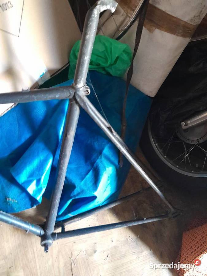 Rama do roweru szosowego z lat prl Solca Wielka