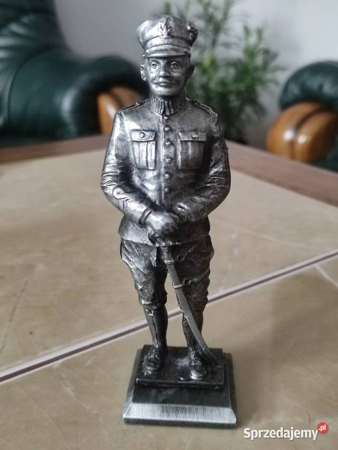 Statuetka majora Stanisława Taczaka metal Unikt Janów Lubelski