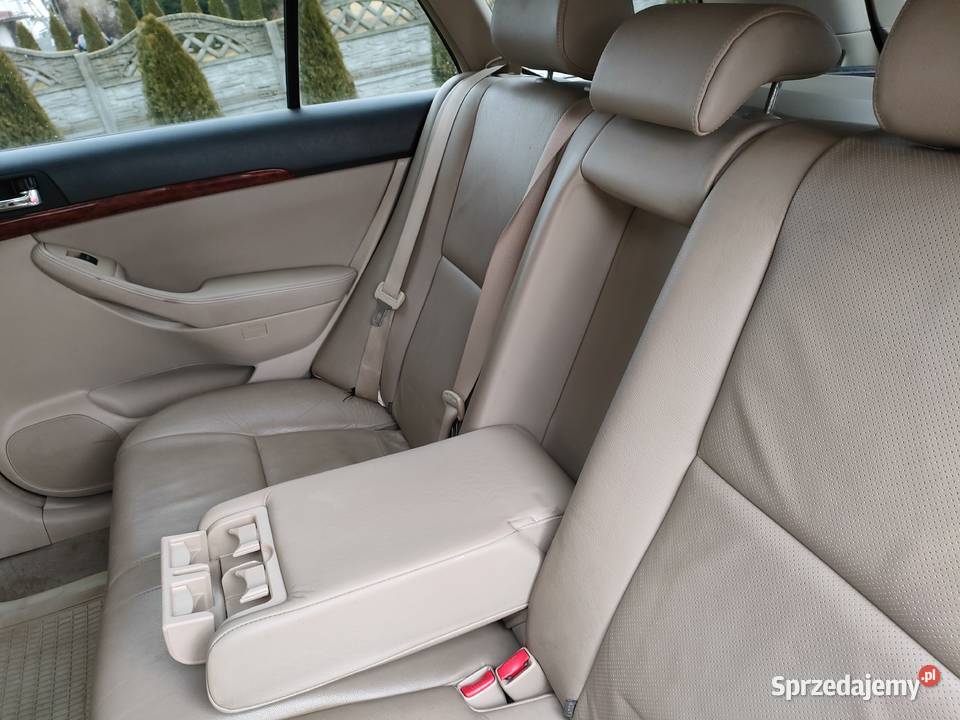 Toyota Avensis 2004 240718km Krosno
