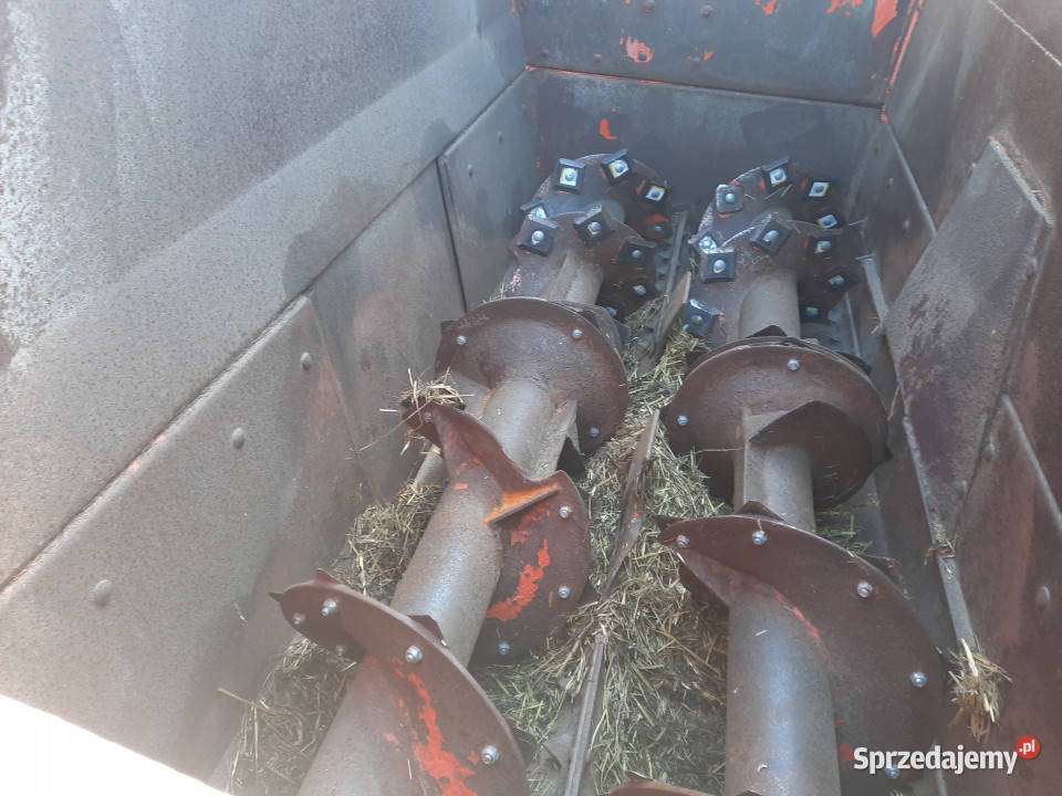 Wóz paszowy samojezdny SEKO PONY 3 0 3 m3 2005 nieuszkodzony Pozostałe Czerkiesy