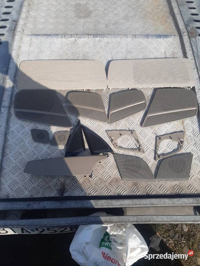 Audi a4 b8 plastiki kratka głośnik Osłony i zaślepki dolnośląskie