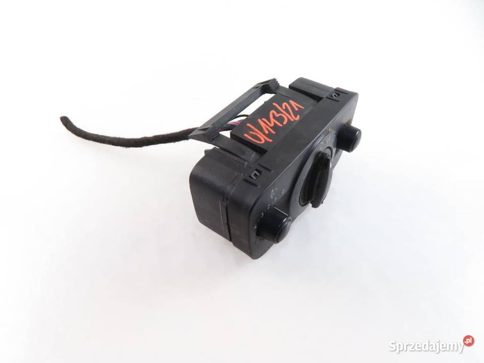 WŁĄCZNIK ŚWIATEŁ FORD FIESTA MK6 VI