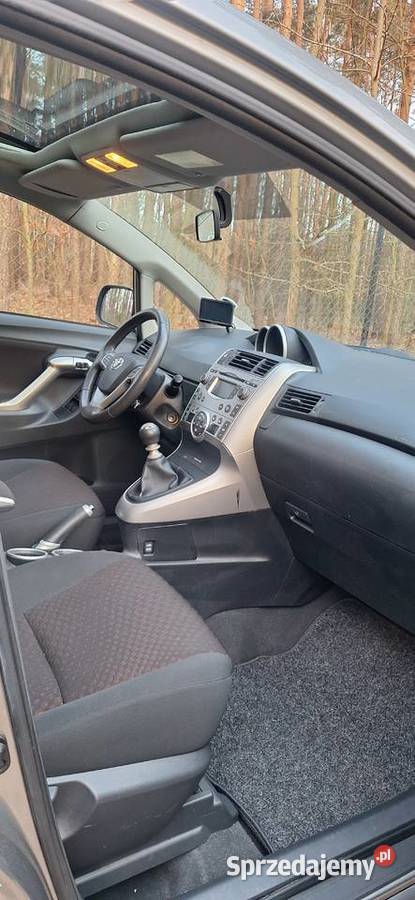 TOYOTA VERSO 18 benzyna 147 155000 7osPanorama Motoryzacja Malcanów sprzedam