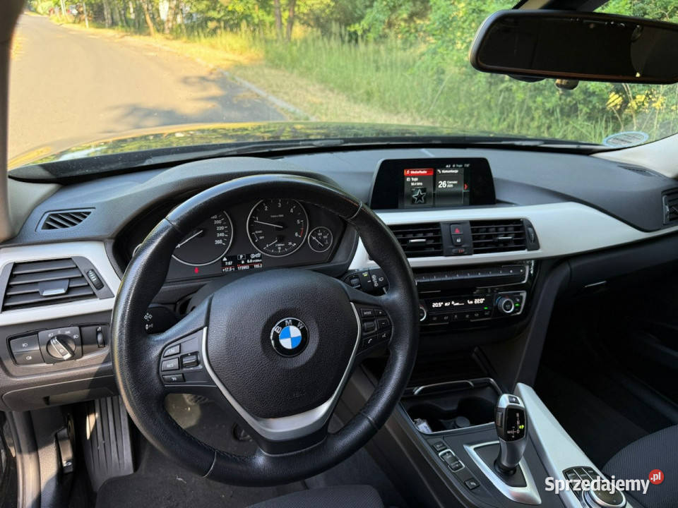 BMW 318 318d 150 Automat Rok produkcji 2019