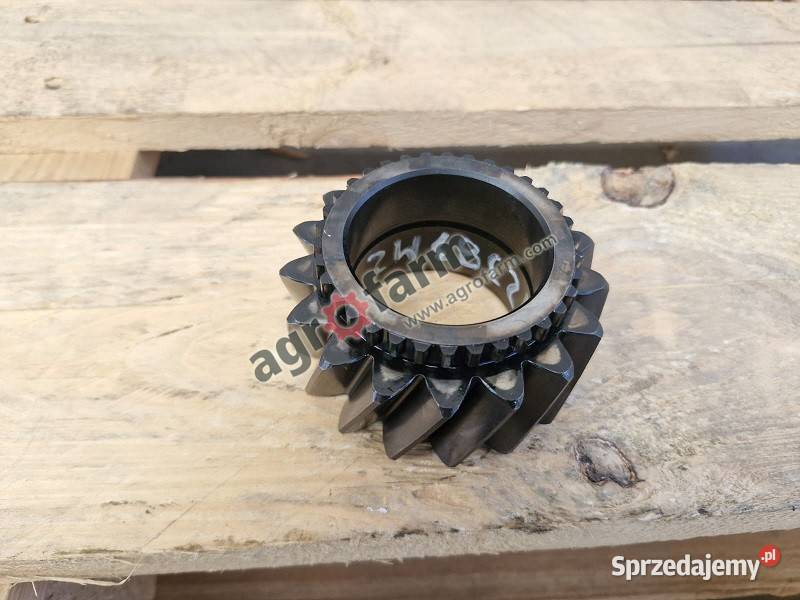 Koło zębate Massey Ferguson 6490 8210 8250