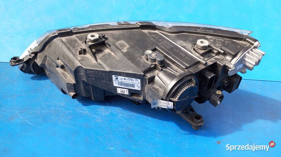 LAMPA PRAWY PRZÓD EU FULL LED SEAT LEON III 3