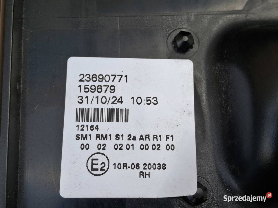 VOLVO FM FM4 LAMPA PRAWY TYŁ PRAWA TYLNA SYGNAŁ Bieleń