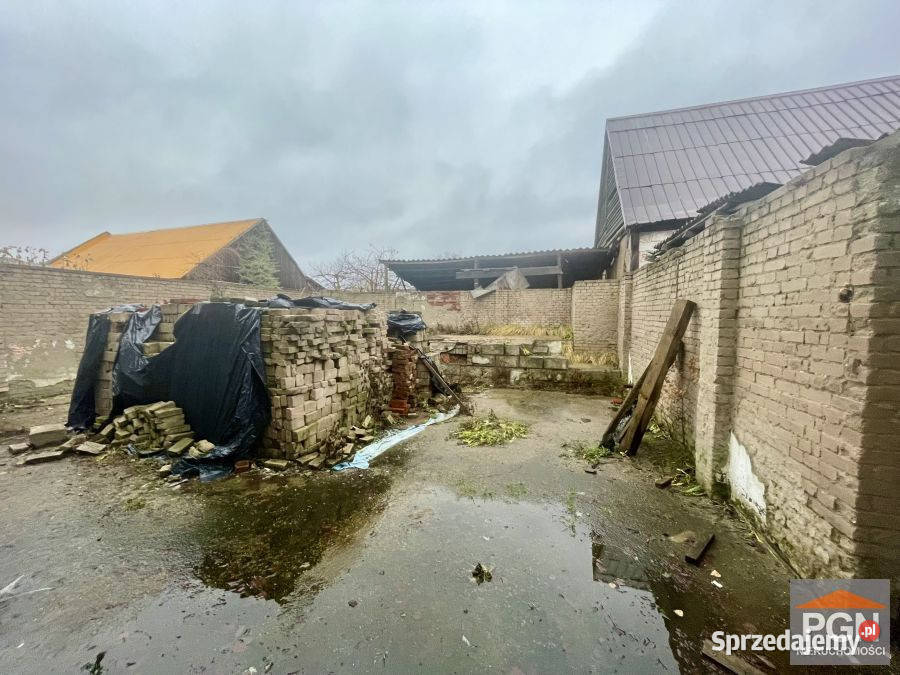 sprzedaży domu wolnostojącego Mrzeżyno 250m2 1800zł/m2 sprzedam