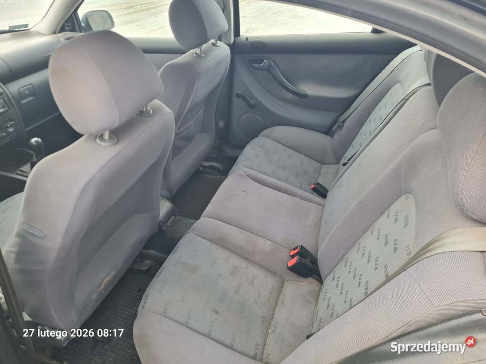 SEAT na dojazdy długie opłaty 2001r Leon podlaskie Grajewo sprzedam