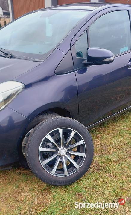 Toyota Yaris III 2012 poj 10 l Polski salon nieuszkodzony Nowe Żukowice