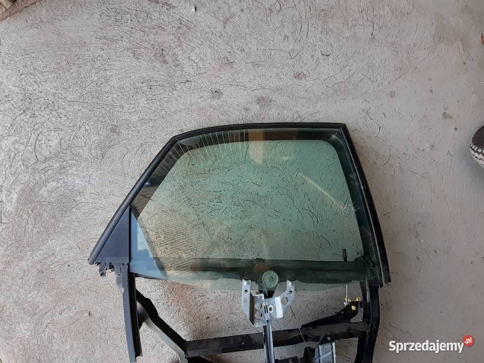 Szyba z mechanizmem audi a4 b5 prawy tyl sedan mazowieckie Żyrardów