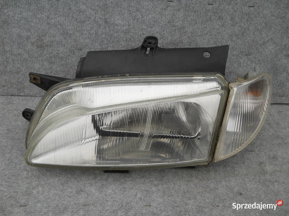PEUGEOT PARTNER I LAMPA PRZEDNIA LEWA sprzedam