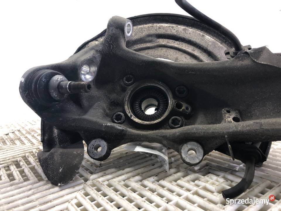 ZWROTNICA PRAWY PRZÓD BMW G30 30 320 6861798 osobowe sprzedam