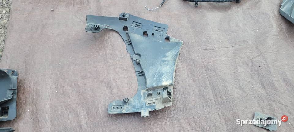 ŚLIZG PRAWY MOCOWANIE ZDERZAKA RENAULT ZOE