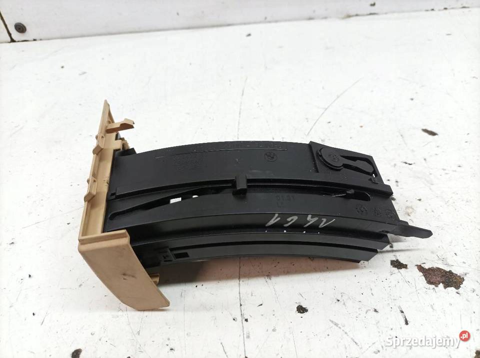 UCHWYT NA KUBEK 1216388 Bmw X3 I 20032010 E83 Rok produkcji 2009 sprzedam