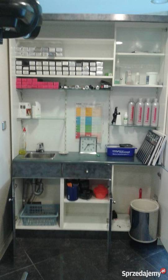 Szafa do salonu fryzjerskiego kosmetycznego Warszawa