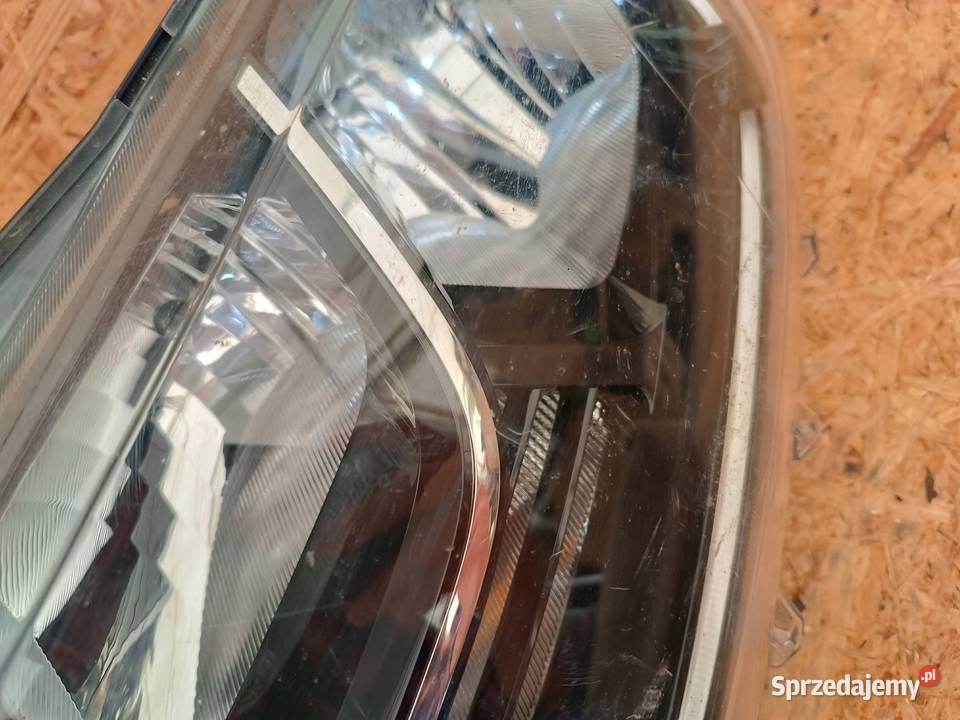 LAMPA LEWY PRZÓD EU 260609367R DACIA DUSTER II Nowy Tomyśl