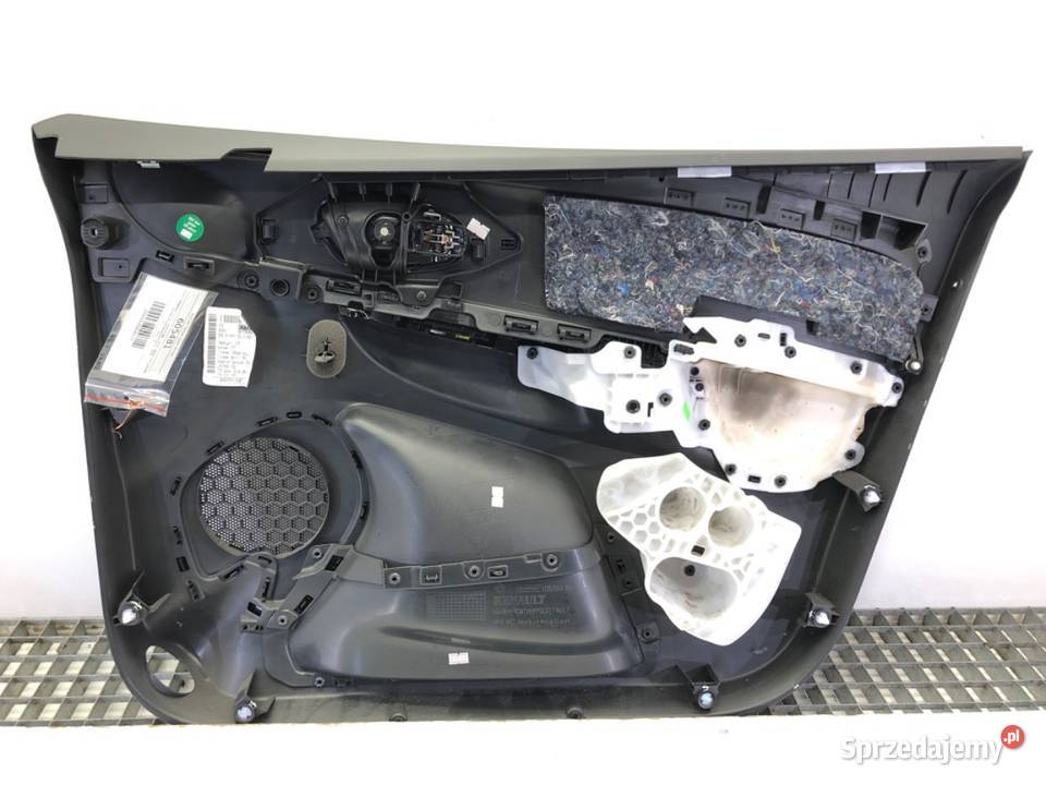 BOCZEK DRZWI LEWY PRZÓD RENAULT CLIO IV osobowe