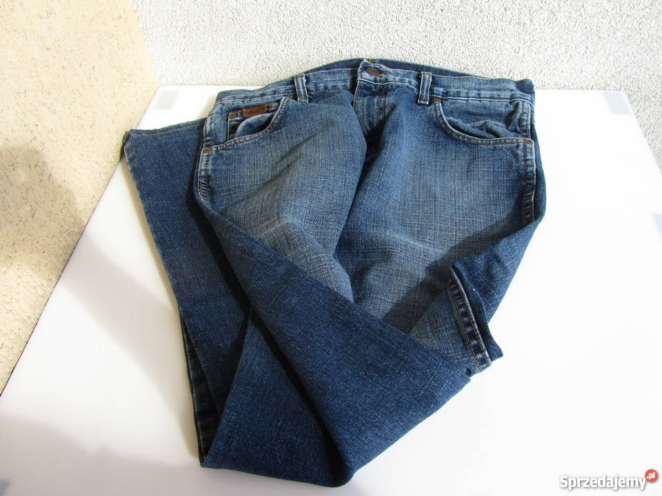 Wrangler W32 L30 Bootcut spodnie jeansy 100