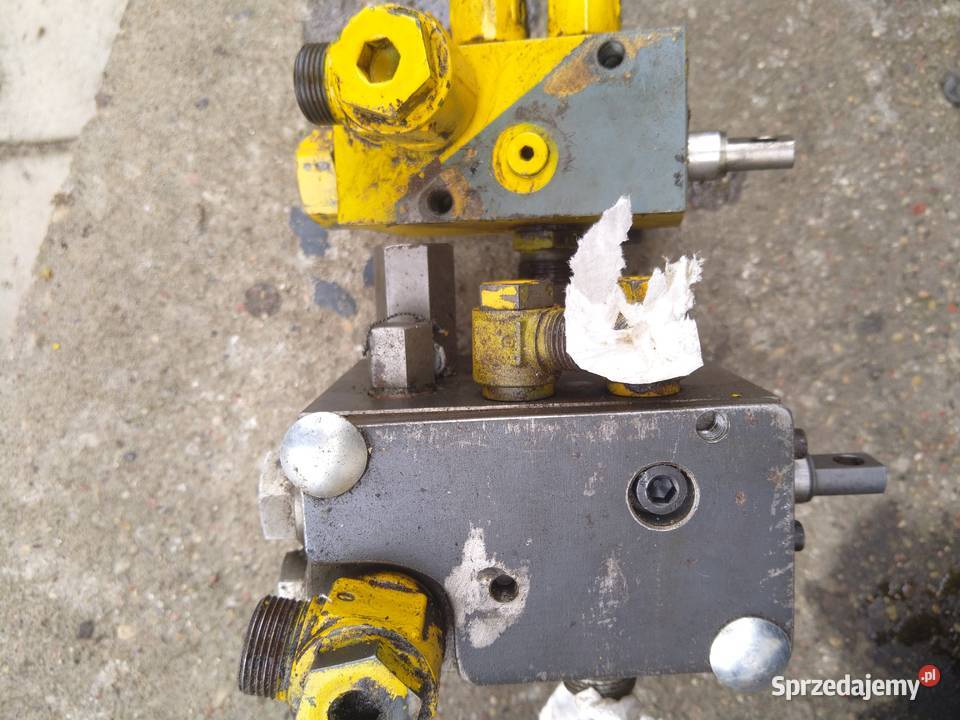 Zawór zmiany kierunku jazdy Kramer Maszyny budowlane Siedlce