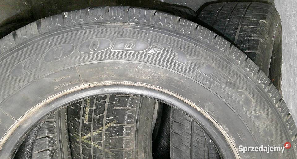 21565R15C zimowe komplet Goodyear Cargo 15cale Wrocław