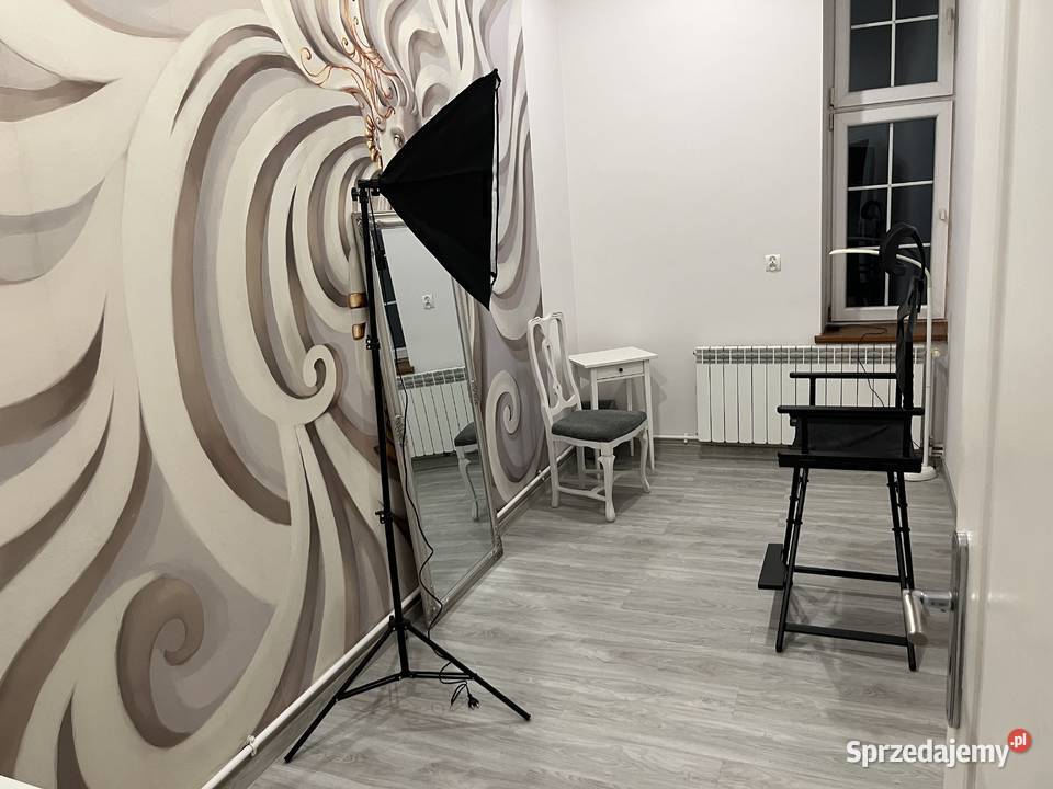 Wynajem lokal usługowy biuro wyposażony od ulicy Jasło