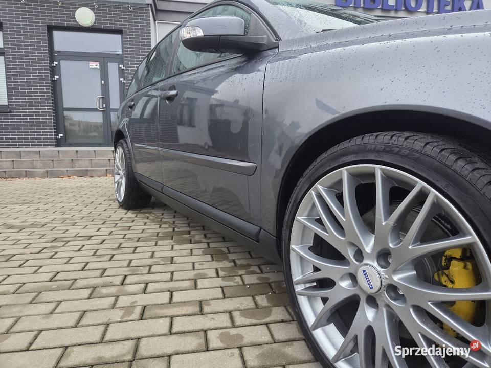 Volvo v50 lubelskie Krzywda