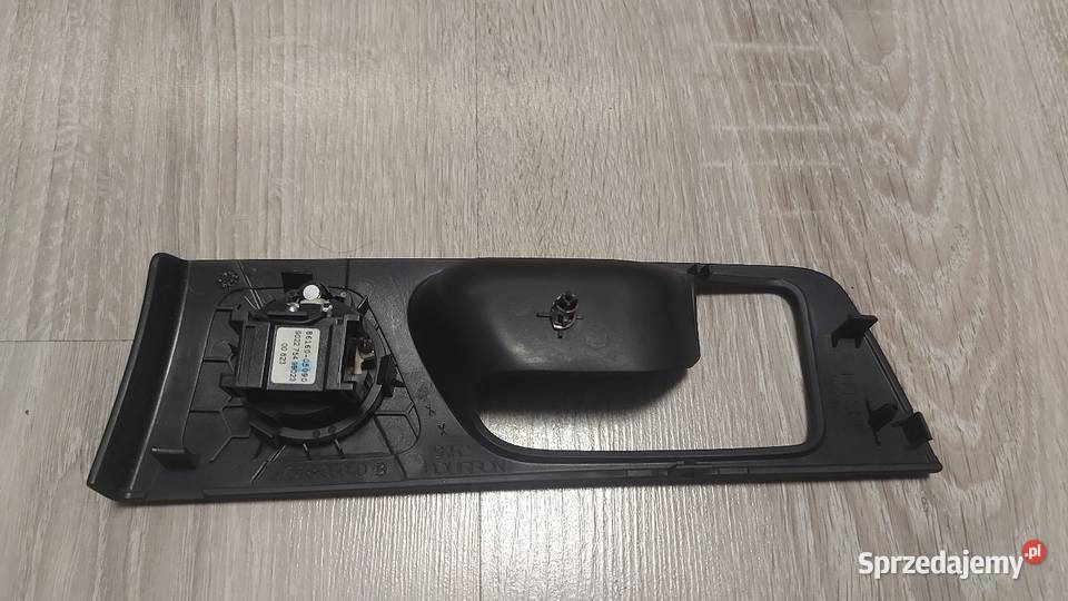 Toyota Avensis T25 Osłona klamki Bolesławiec sprzedam