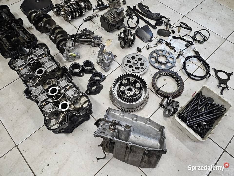 Suzuki GSXR 750 silnik części gsxr750 wał Jelenia Góra