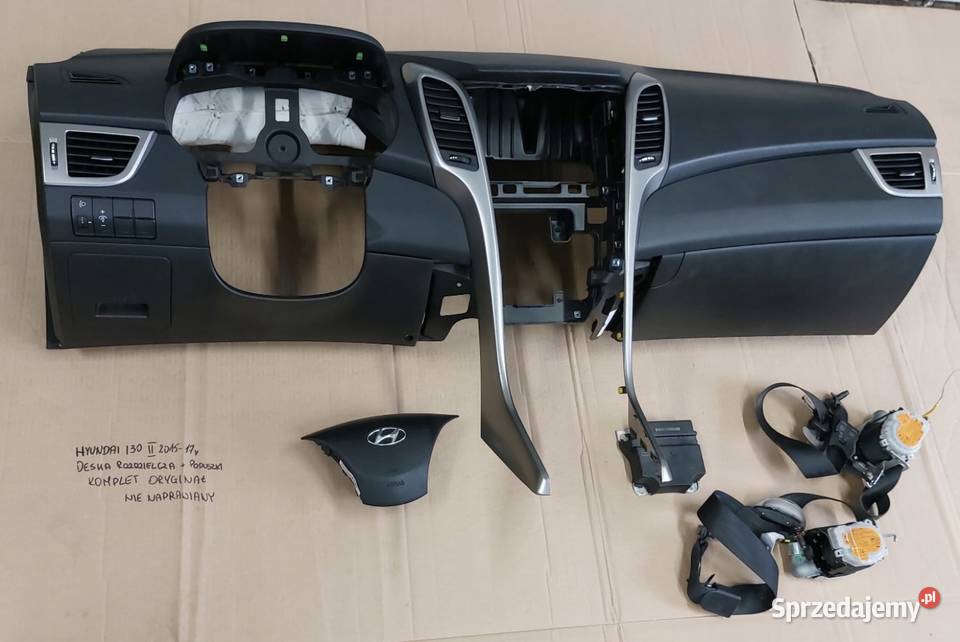 Hyundai I30 II 1417R DESKA ROZDZIELCZA PODUSZKI Oleśnica