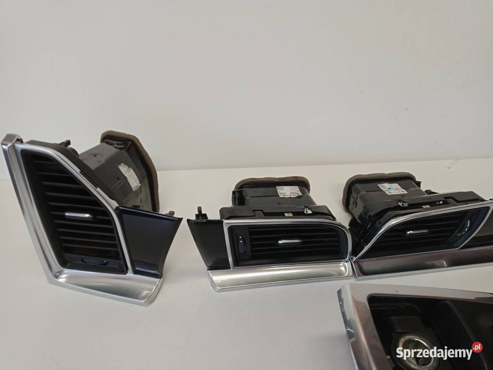 PORSCHE MACAN KRATKA NAWIEWU LISTWA DECOR Rakoniewice sprzedam