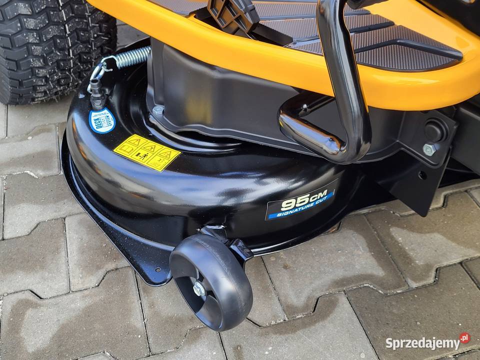 Cub Cadet XT2 PR95 V2 Kawasaki 18 traktorek Dymki