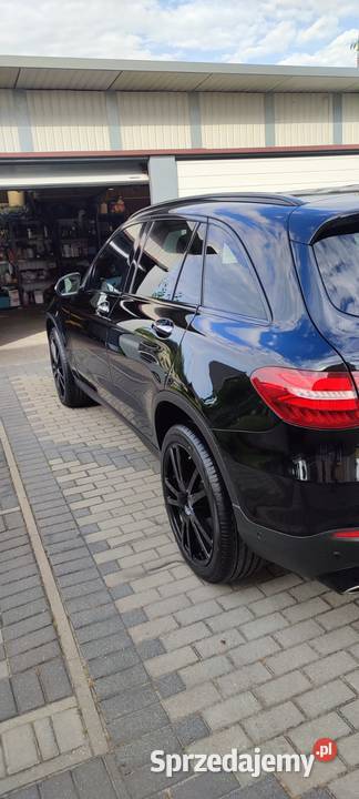 MercedesBenz GLC I 300 4Matic 9GTRONIC 2019r 245KM opolskie Opole