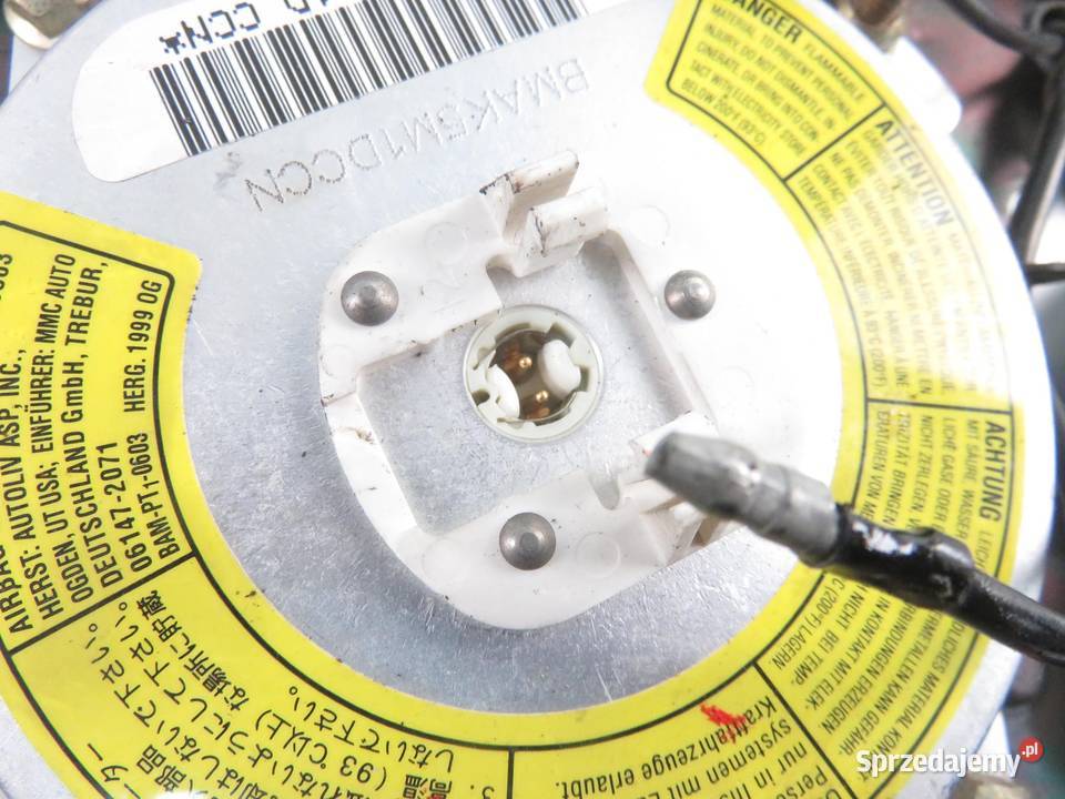 PODUSZKA KIEROWCY MITSUBISHI PAJERO SPORT I