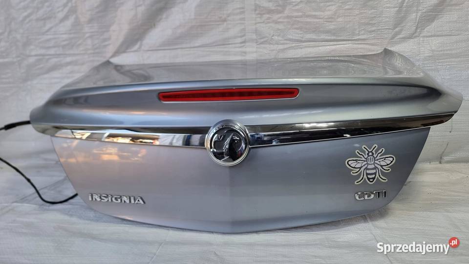 KLAPA BAGAŻNIKA TYŁ OPEL INSIGNIA A SEDAN