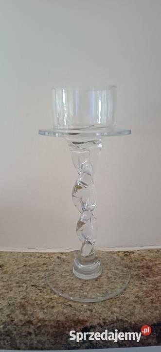 Świecznik szklany na nóżce ze świeczką 16 Sieradz sprzedam