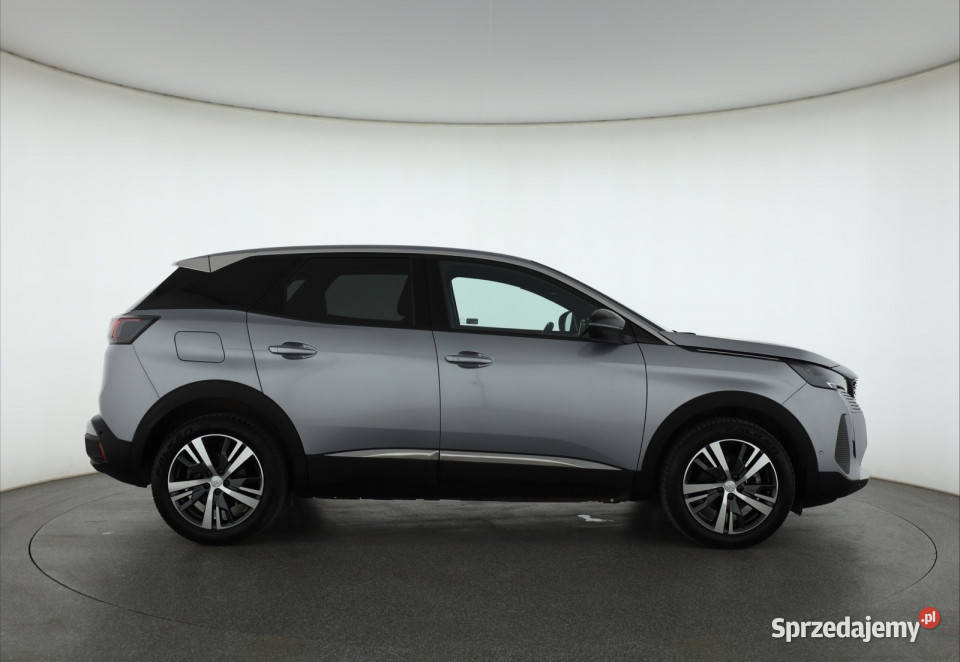 Peugeot 3008 12 MHEV