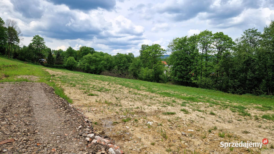 sprzedaży działki 835m2 Sucha Beskidzka Sucha