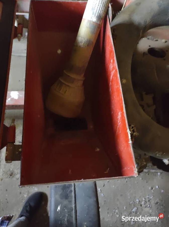 Siewnik do kukurydzy nieuszkodzony opolskie Olesno