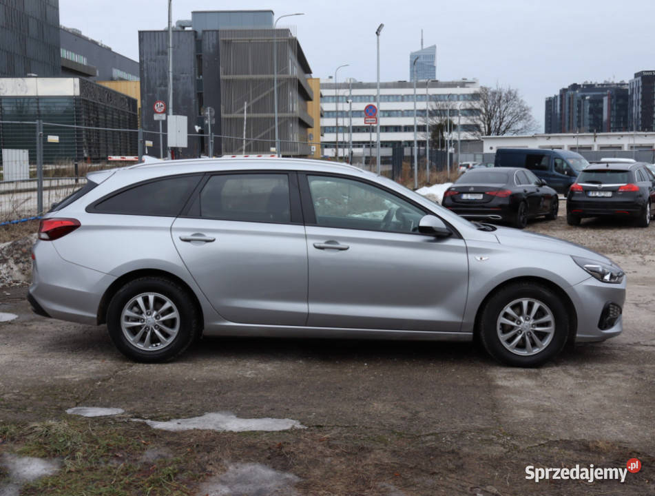 Hyundai i30 10 TGDI isofix sprzedam