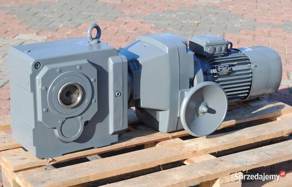 Motoreduktor kątowy 3kw z regulacją 9146obr z Kargowa