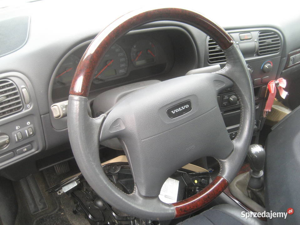 volvo v40 s40 lift 0003r kierownica skóra drewno Rakoniewice