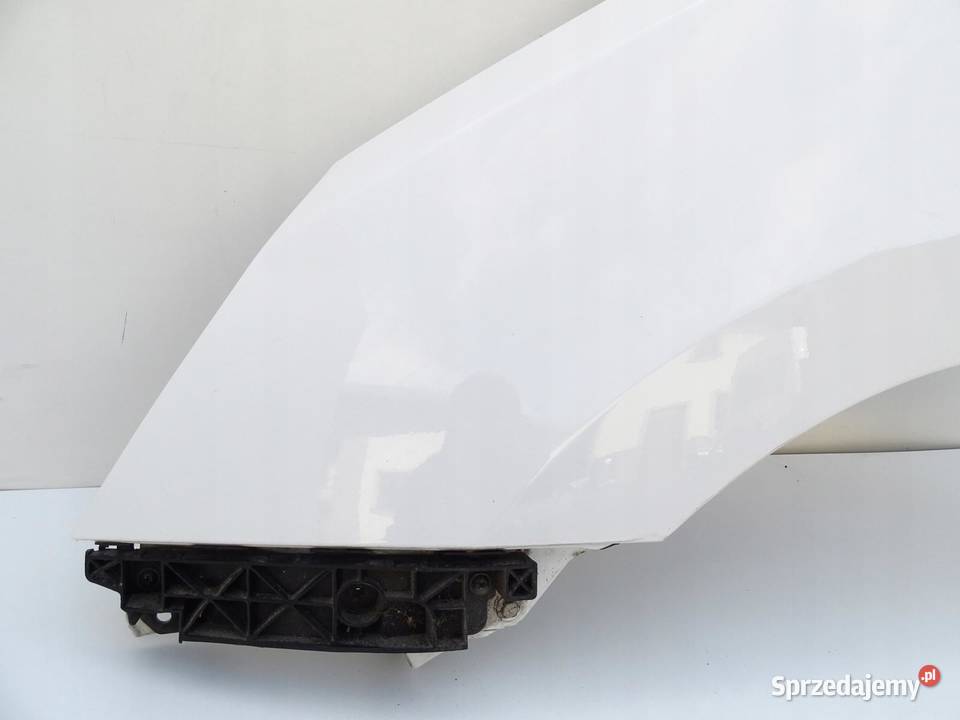 BŁOTNIK LEWY PRZÓD PRZEDNI HYUNDAI IX35 0915r