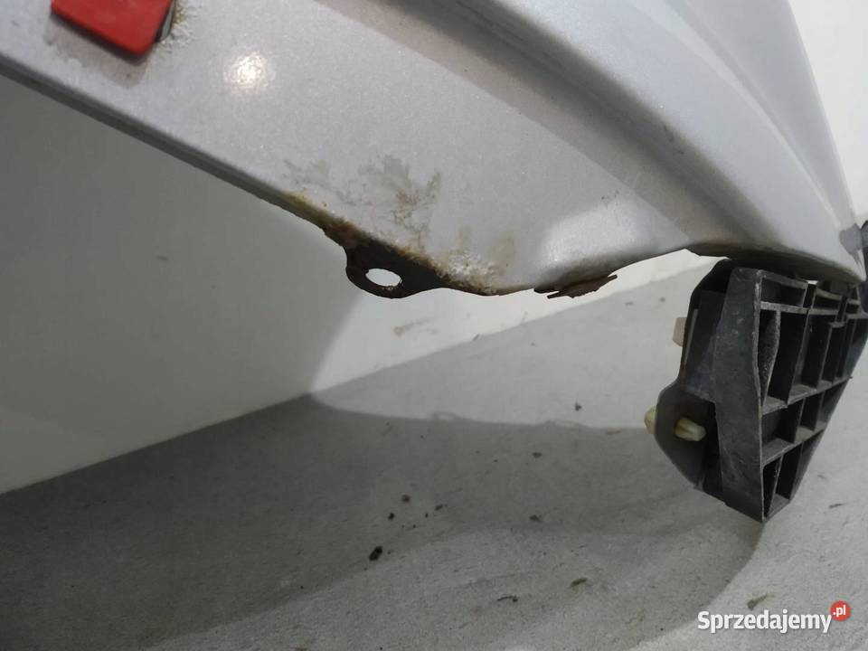 BŁOTNIK PRAWY PRZÓD NH623M Honda CRV II 20012006 Rok produkcji 2004