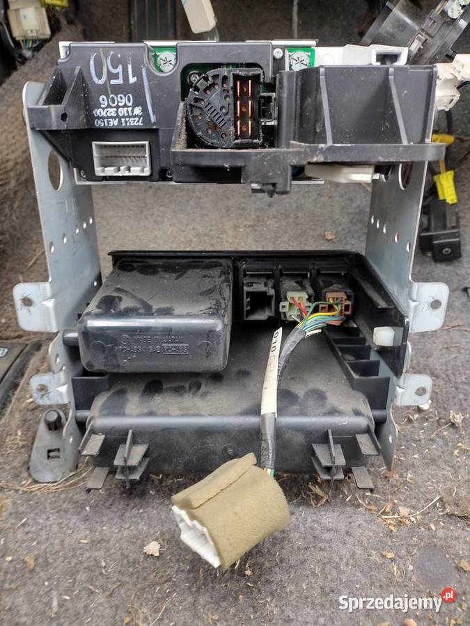 Panel nawiewu Legacy 3 Rok produkcji 2000 Izbica