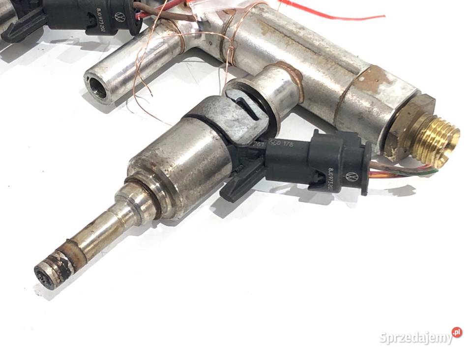 LISTWA WTRYSKOWA AUDI A5 8T 06K133317G 18 170