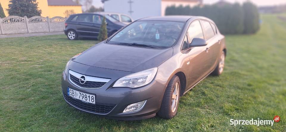 Astra 14 turbo 11r 2 komplety kół zamiana 1400cm3 Góra Świętej Anny