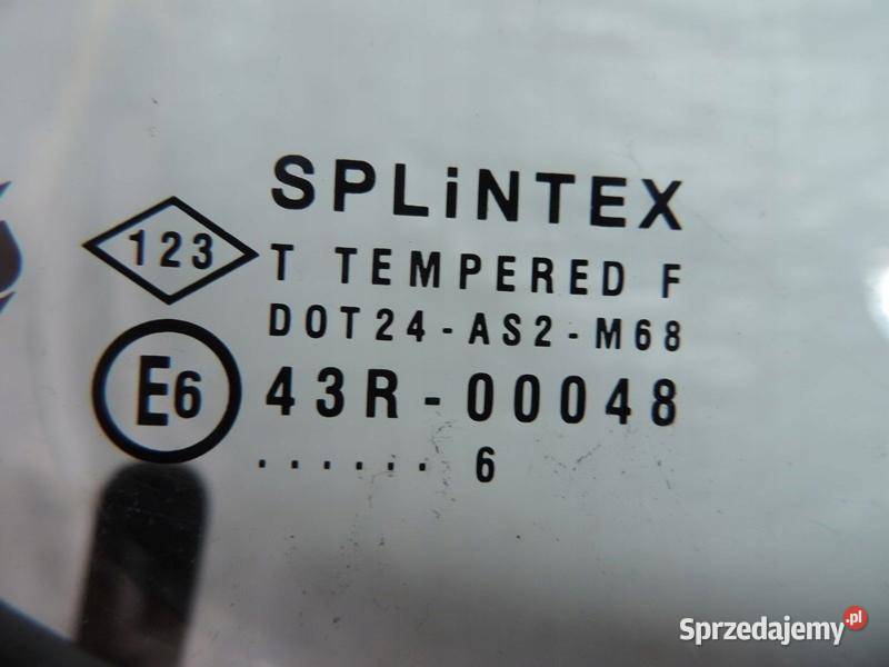 DRZWI PRAWY PRZÓD OPEL VIVARO A 92U sprzedam