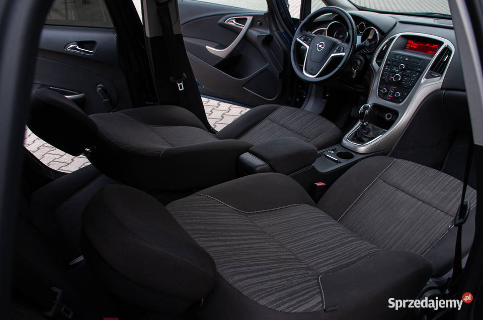 ładniutka asterka 14 100sprowadzona manualna Ostrów Mazowiecka sprzedam